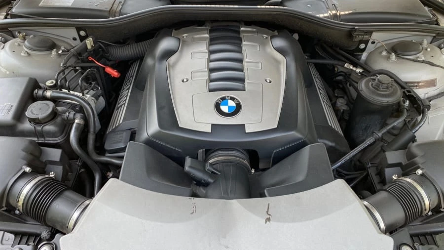 2007 BMW E65/E66 750i & 760i Sedan - Image 11 of 18