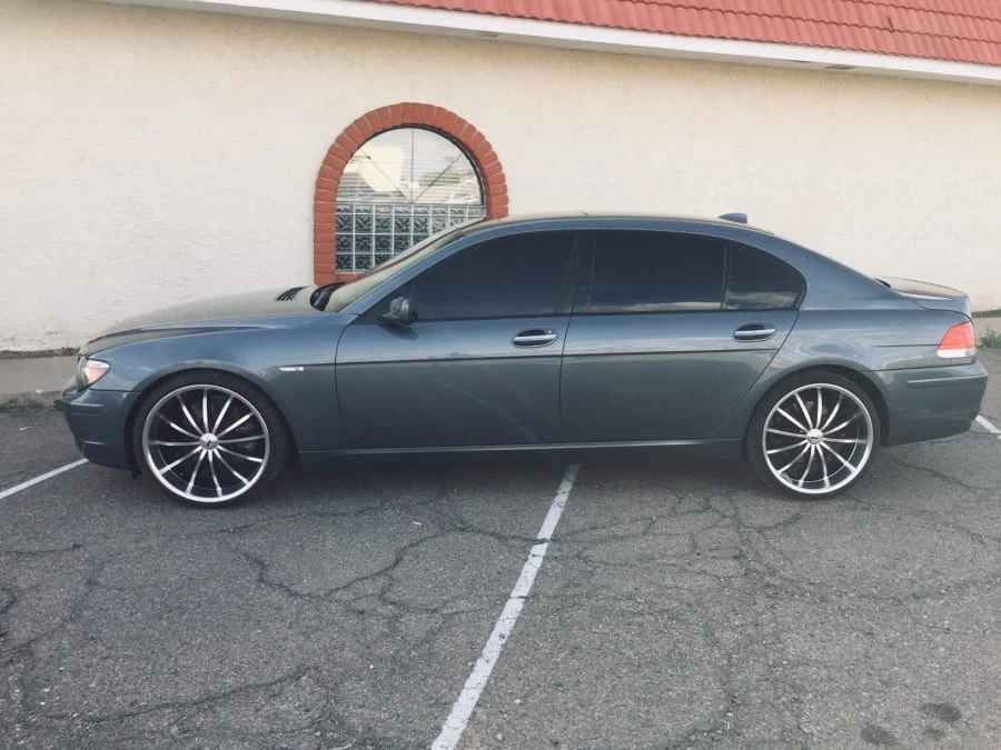 2007 BMW E65/E66 750i & 760i Sedan - Image 2 of 5