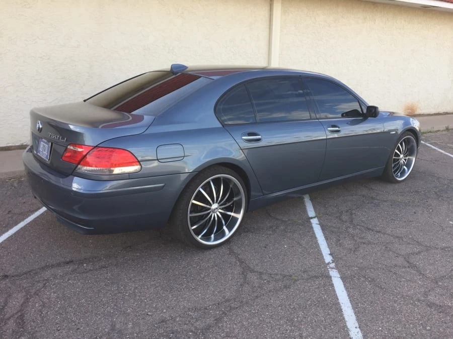 2007 BMW E65/E66 750i & 760i Sedan - Image 3 of 5