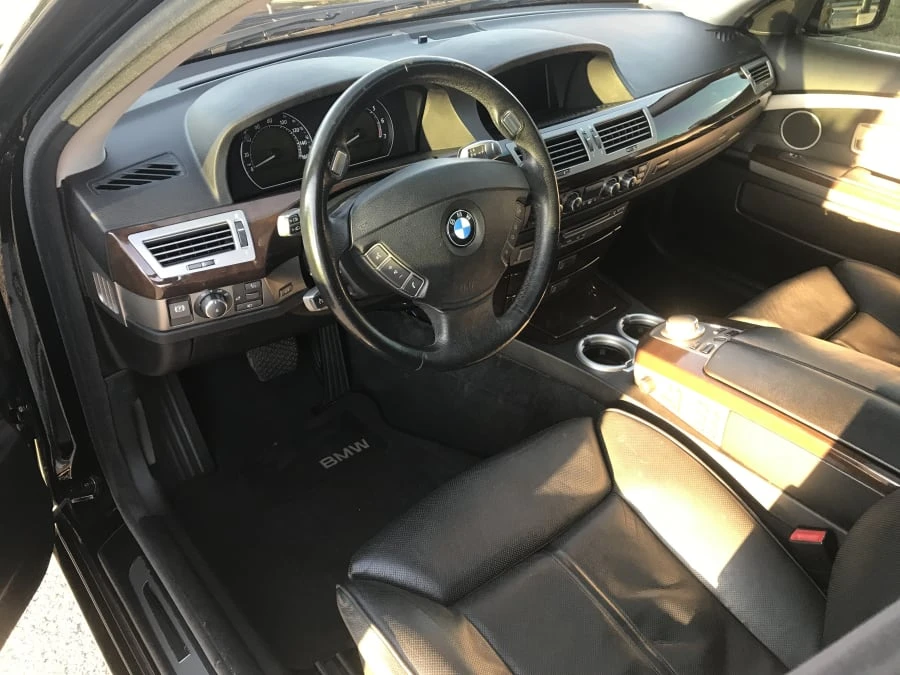 2007 BMW E65/E66 750i & 760i Sedan - Image 4 of 8