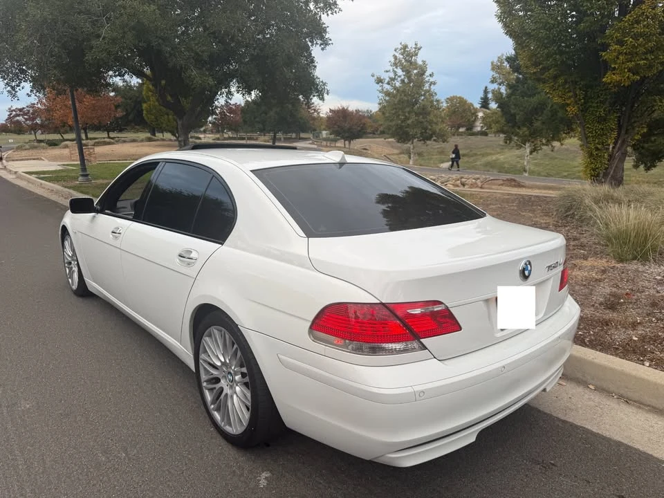 2007 BMW E65/E66 750i & 760i Sedan - Image 7 of 17