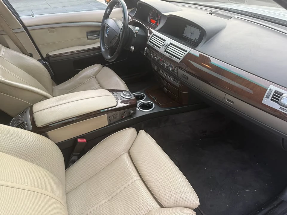 2007 BMW E65/E66 750i & 760i Sedan - Image 10 of 17
