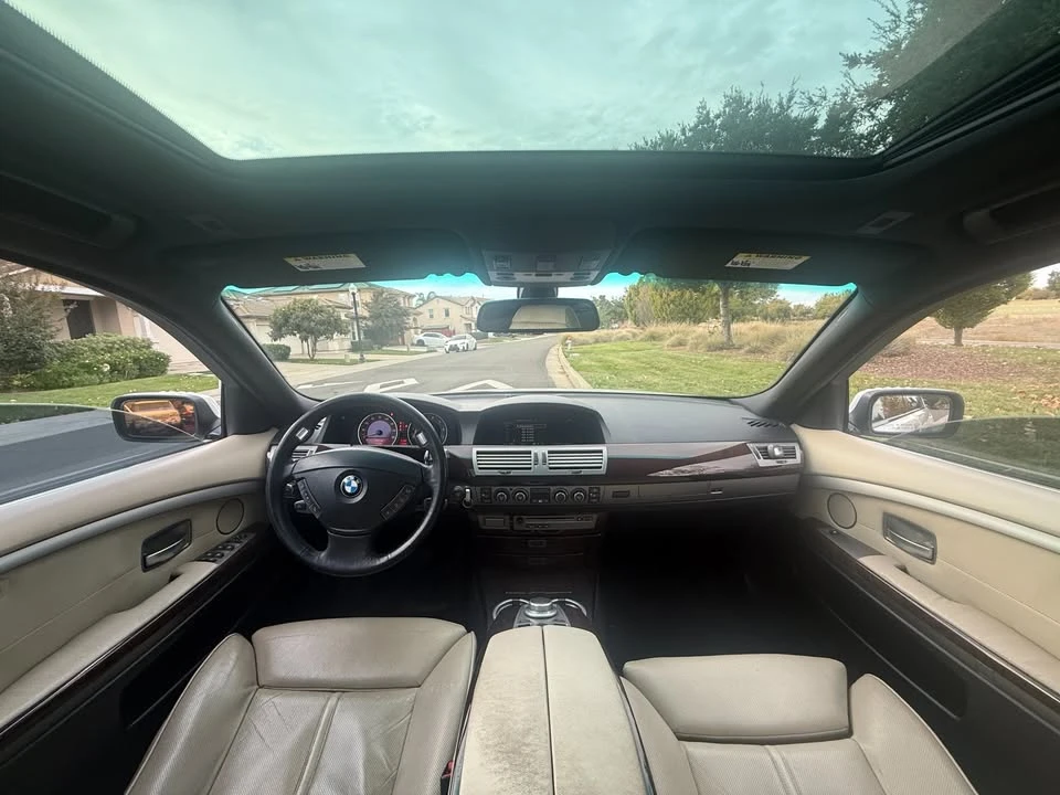 2007 BMW E65/E66 750i & 760i Sedan - Image 11 of 17