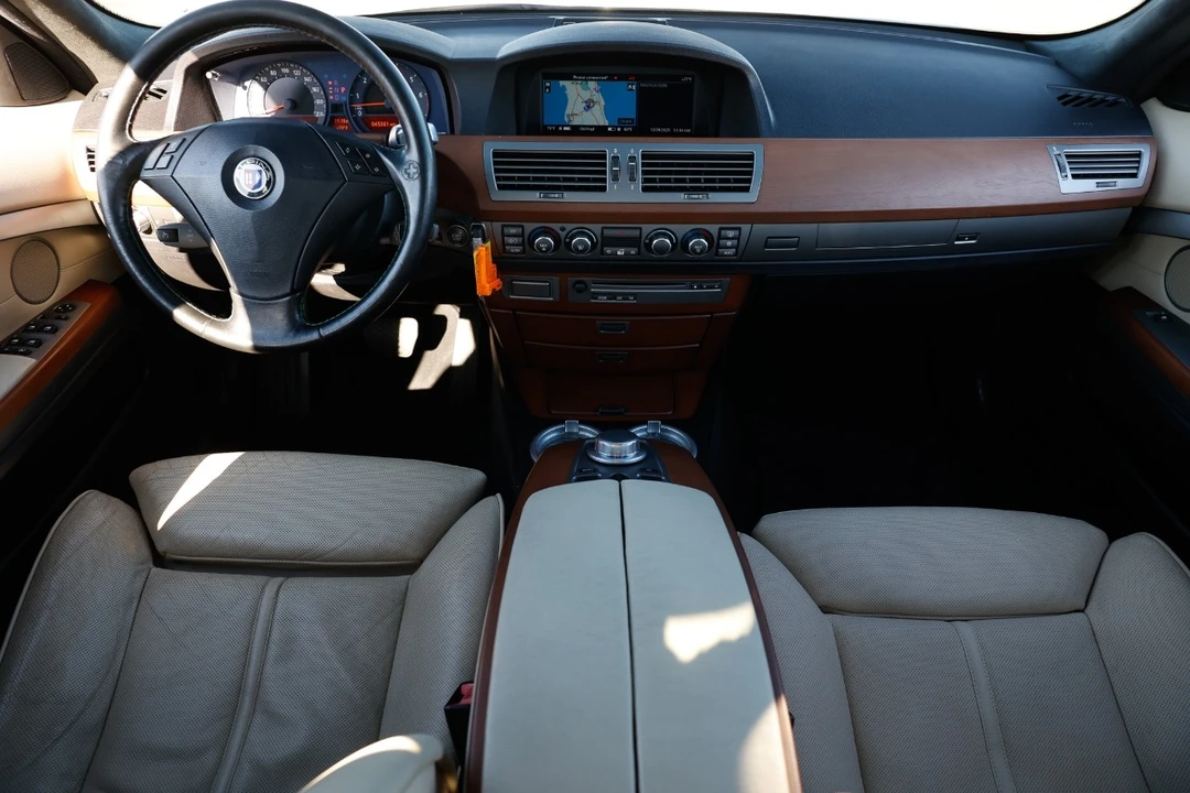 2007 BMW Alpina B7 - Image 2 of 12