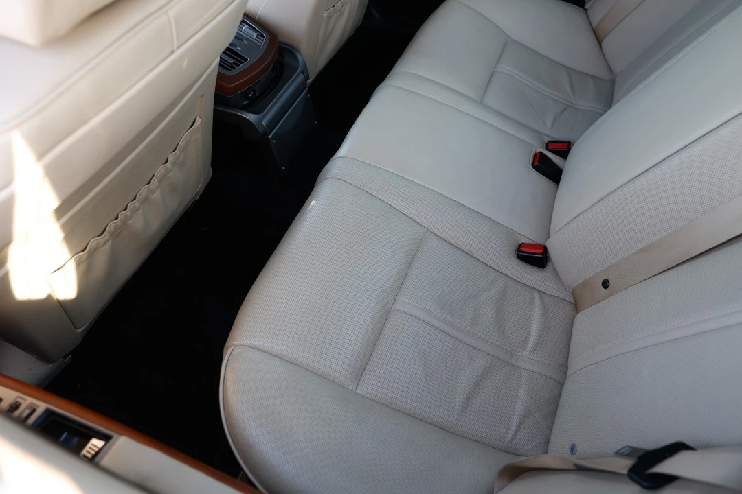 2007 BMW Alpina B7 - Image 10 of 12