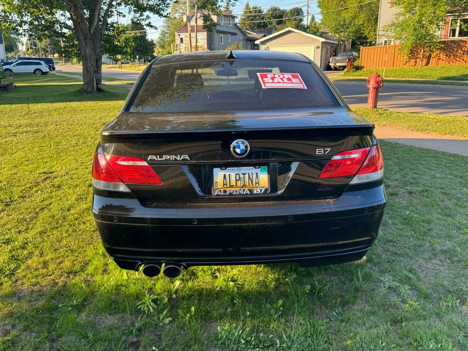 2007 BMW Alpina B7 - Image 13 of 17