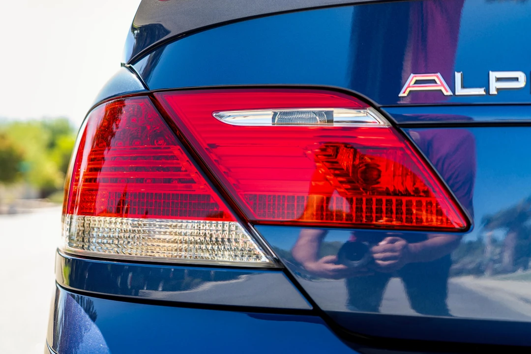 2007 BMW Alpina B7 - Image 29 of 31