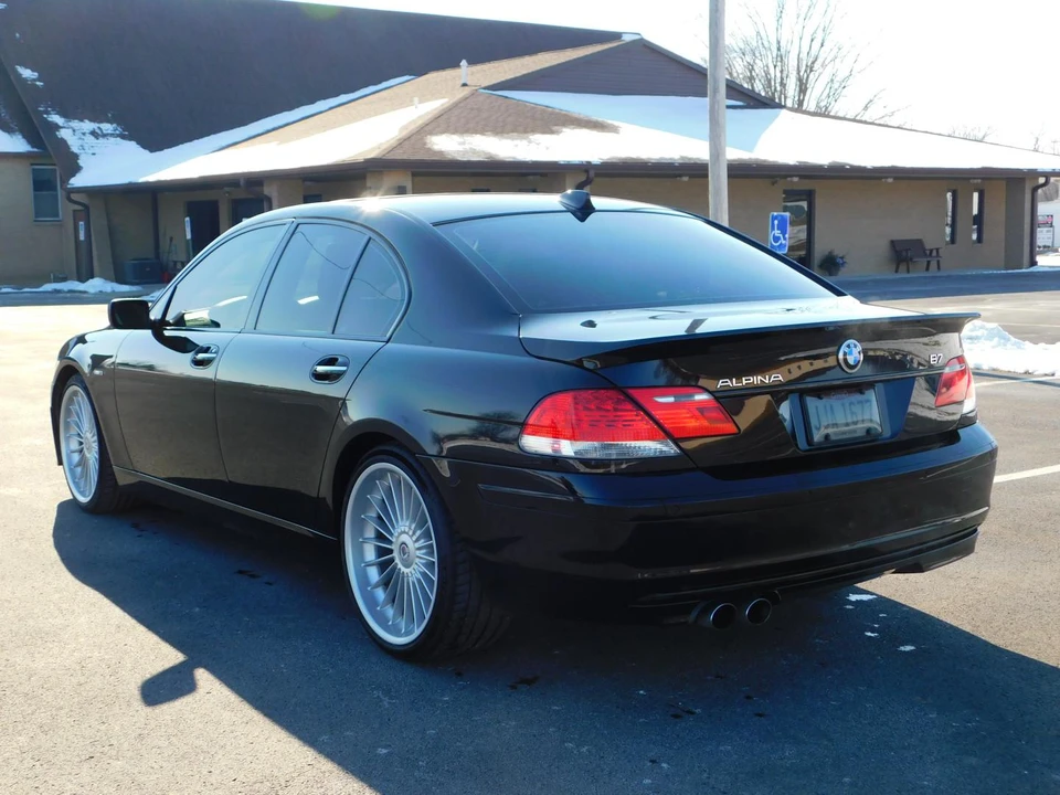 2007 BMW Alpina B7 - Image 9 of 31