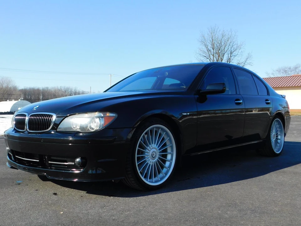 2007 BMW Alpina B7 - Image 8 of 31