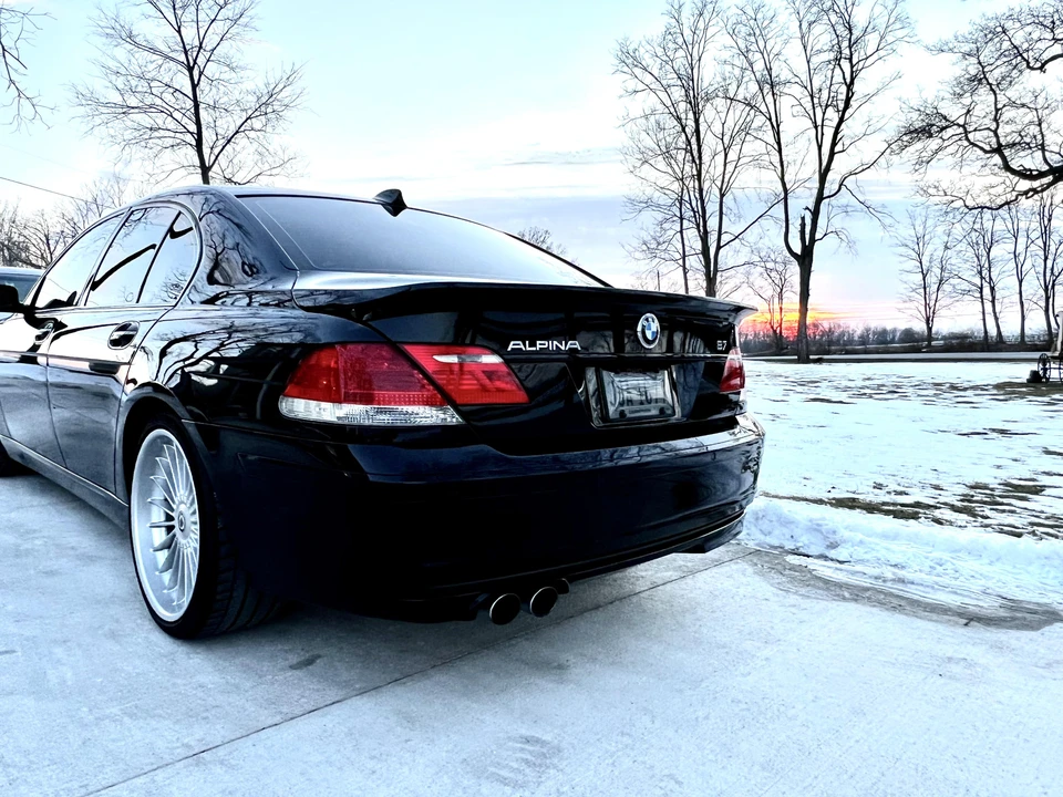 2007 BMW Alpina B7 - Image 19 of 31