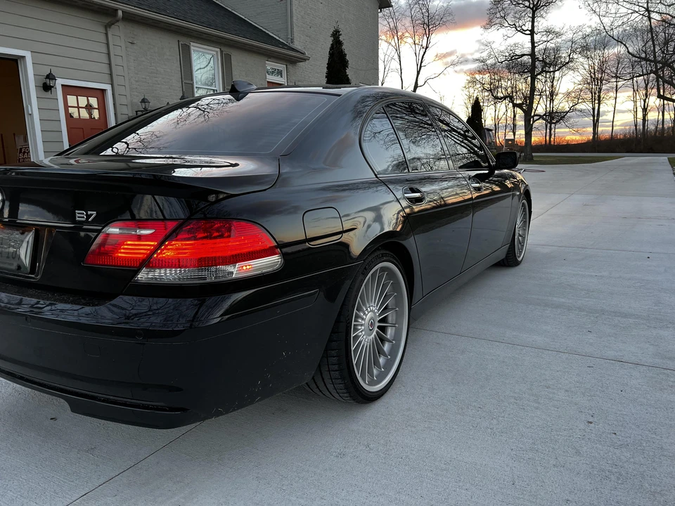 2007 BMW Alpina B7 - Image 21 of 31
