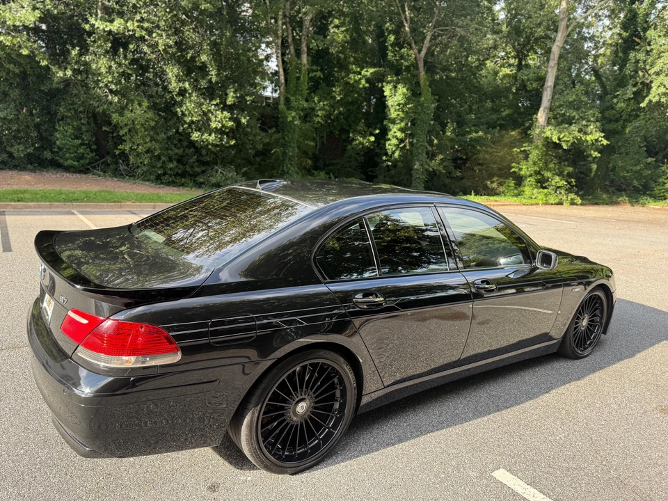 2007 BMW Alpina B7 - Image 24 of 31