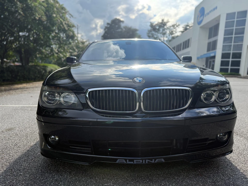 2007 BMW Alpina B7 - Image 7 of 31