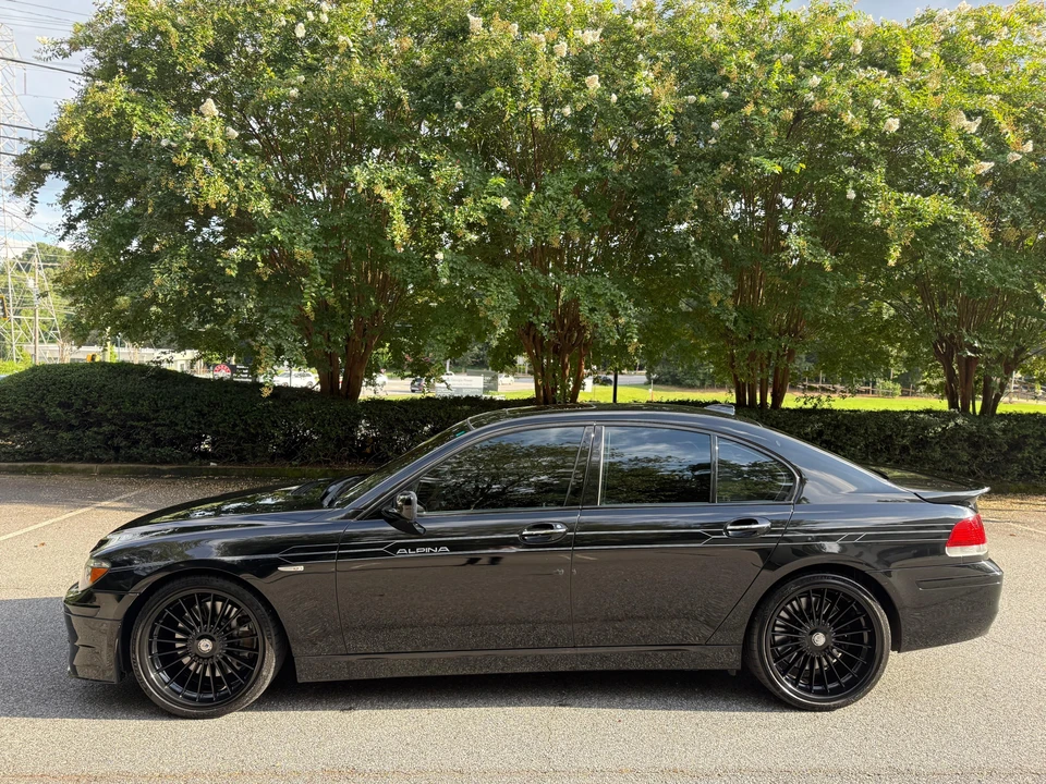 2007 BMW Alpina B7 - Image 14 of 31