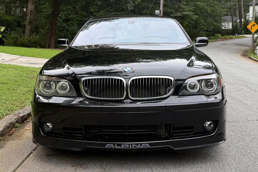 2007 BMW Alpina B7 - Image 2 of 31