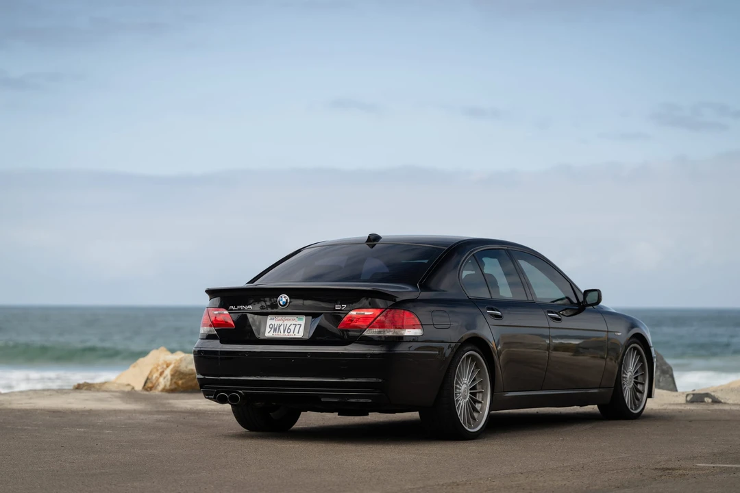 2007 BMW Alpina B7 - Image 8 of 31