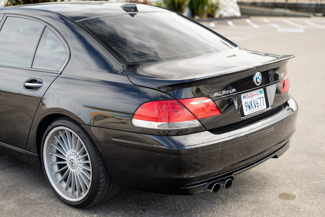 2007 BMW Alpina B7 - Image 24 of 31