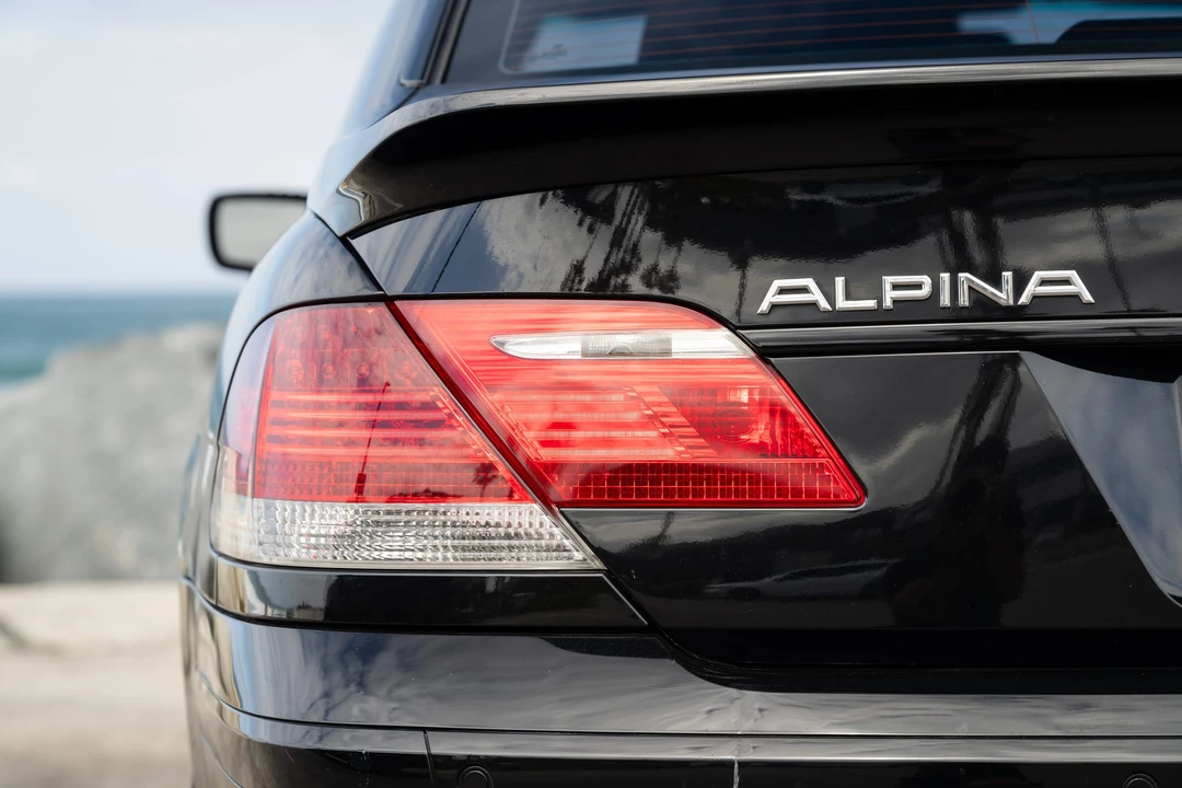 2007 BMW Alpina B7 - Image 25 of 31