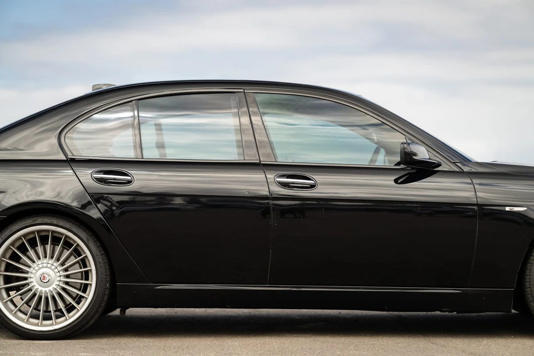 2007 BMW Alpina B7 - Image 20 of 31