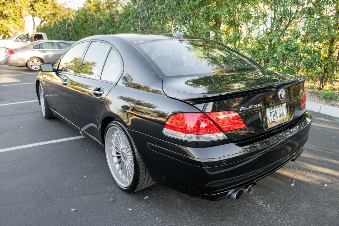 2007 BMW Alpina B7 - Image 7 of 31
