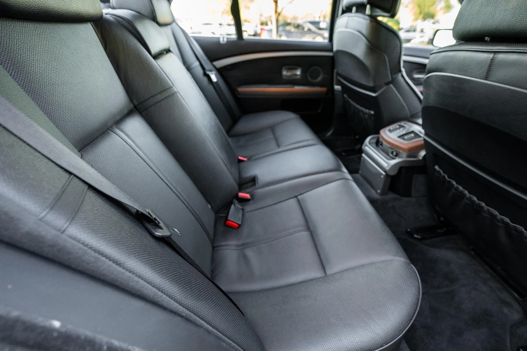2007 BMW Alpina B7 - Image 21 of 31