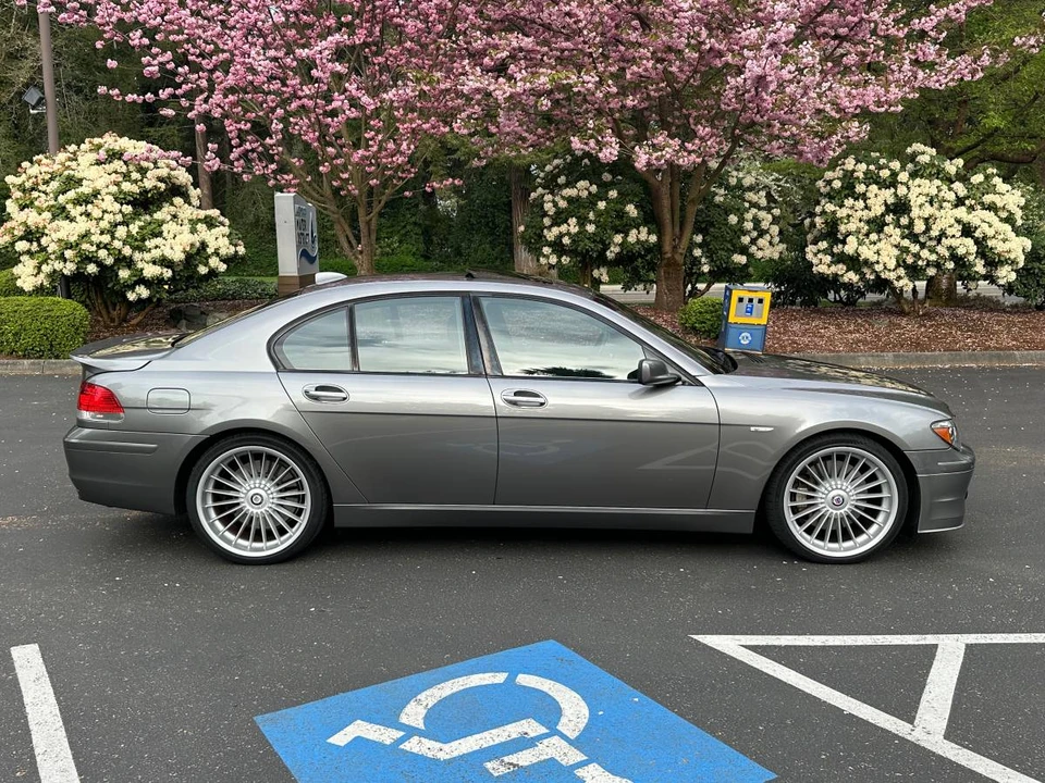 2007 BMW Alpina B7 - Image 5 of 22
