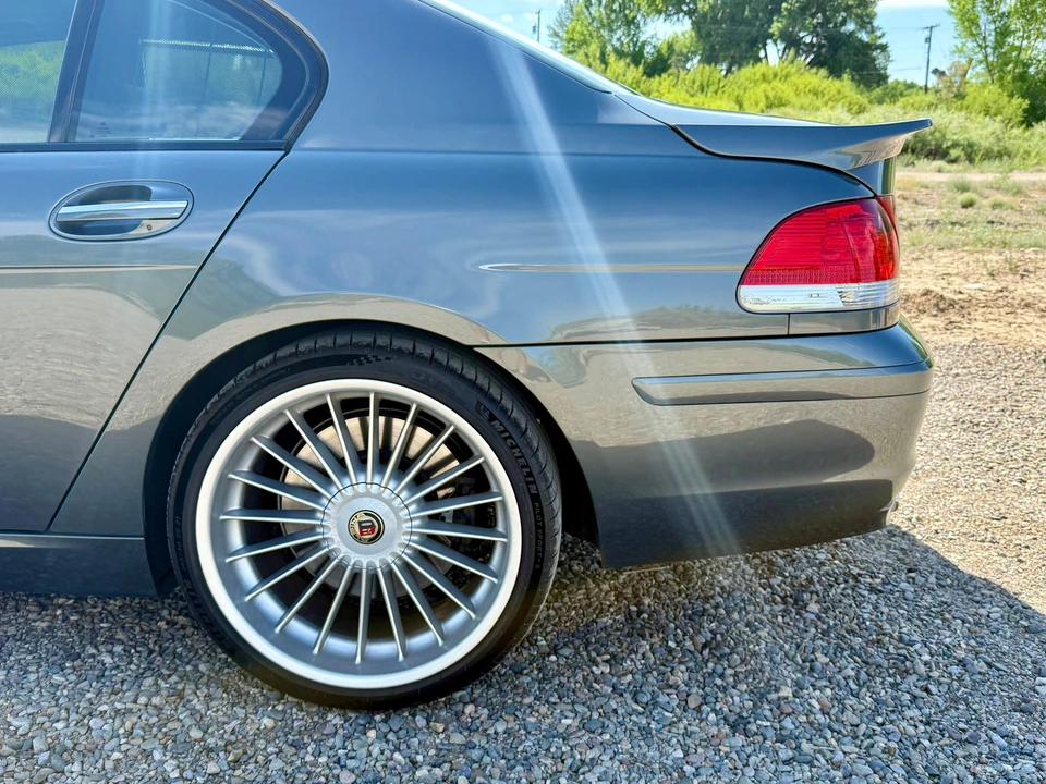 2007 BMW Alpina B7 - Image 28 of 31