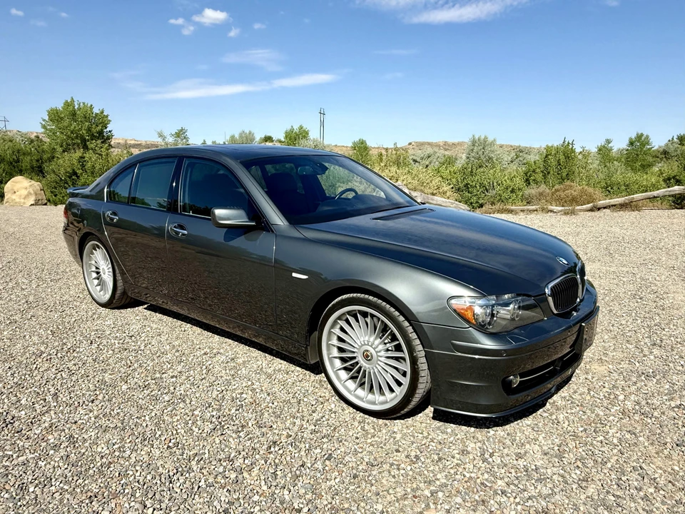 2007 BMW Alpina B7 - Image 16 of 31