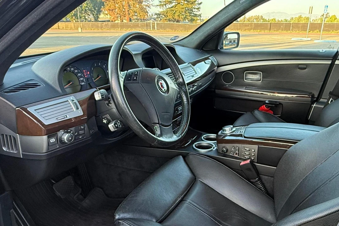 2007 BMW Alpina B7 - Image 25 of 31