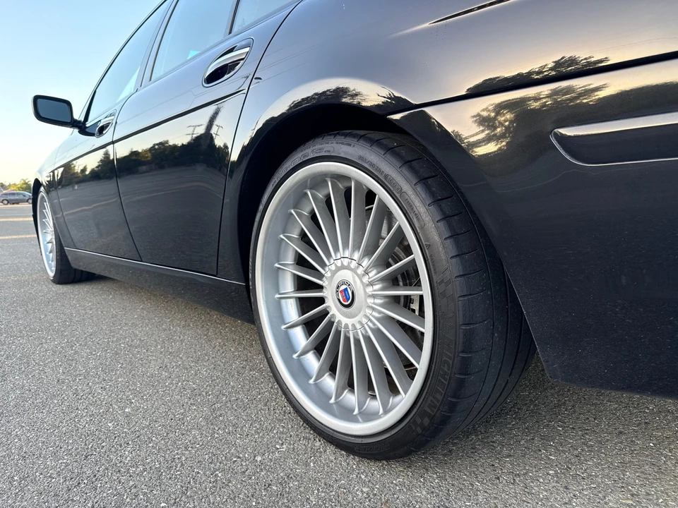 2007 BMW Alpina B7 - Image 22 of 31