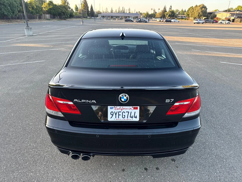 2007 BMW Alpina B7 - Image 8 of 31