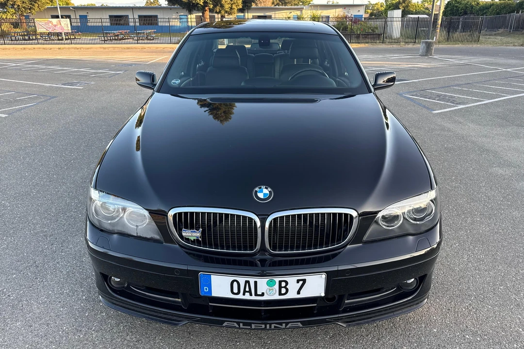 2007 BMW Alpina B7 - Image 2 of 31