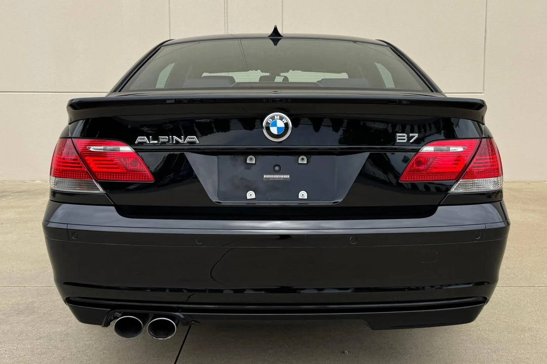 2007 BMW Alpina B7 - Image 5 of 31