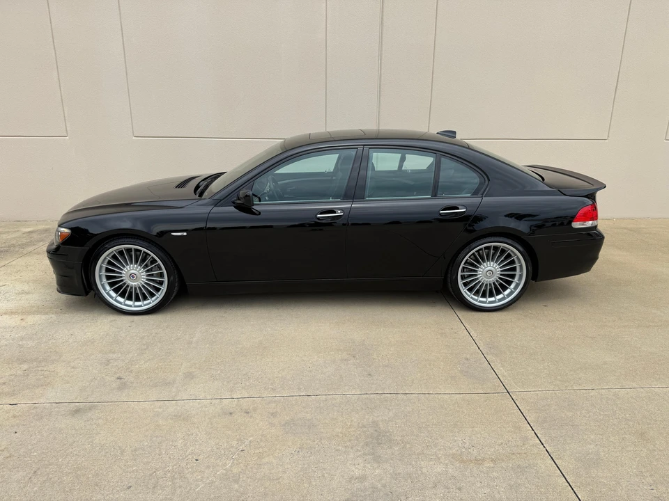 2007 BMW Alpina B7 - Image 14 of 31