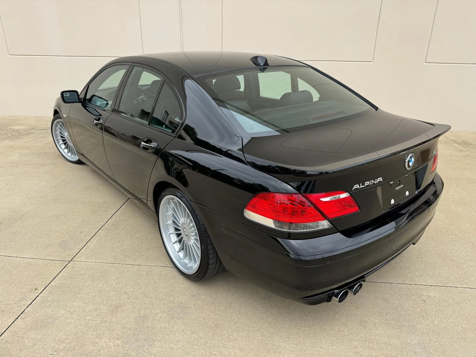 2007 BMW Alpina B7 - Image 17 of 31