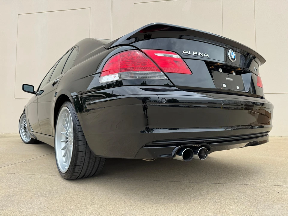 2007 BMW Alpina B7 - Image 22 of 31