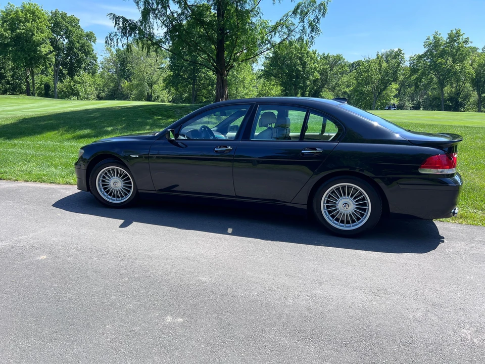 2007 BMW Alpina B7 - Image 18 of 31