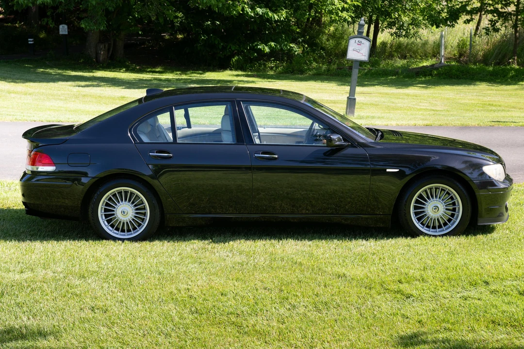 2007 BMW Alpina B7 - Image 3 of 31