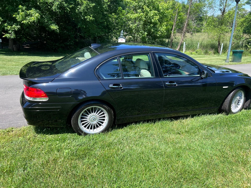 2007 BMW Alpina B7 - Image 25 of 31