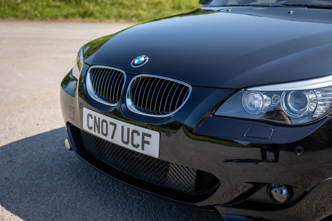 2007 BMW E60 545i & 550i Sedan - Image 10 of 31