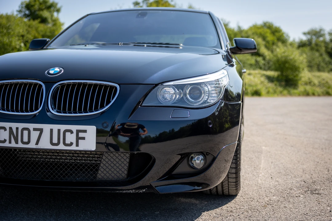 2007 BMW E60 545i & 550i Sedan - Image 12 of 31