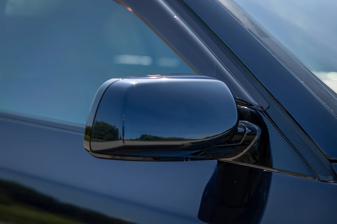2007 BMW E60 545i & 550i Sedan - Image 21 of 31
