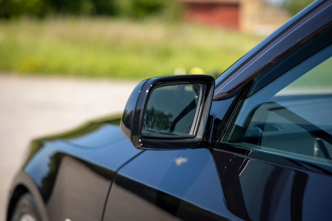2007 BMW E60 545i & 550i Sedan - Image 25 of 31