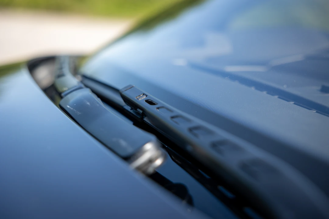 2007 BMW E60 545i & 550i Sedan - Image 31 of 31