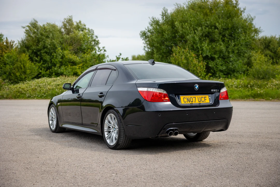 2007 BMW E60 545i & 550i Sedan - Image 6 of 31