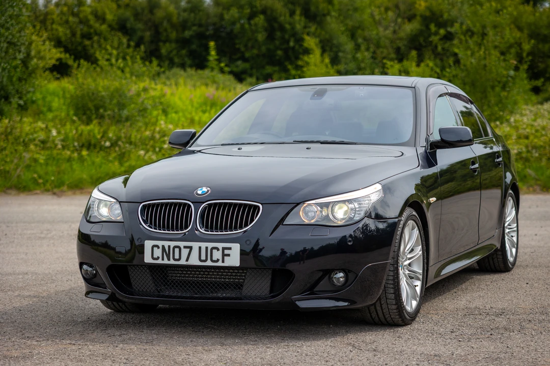 2007 BMW E60 545i & 550i Sedan - Image 8 of 31