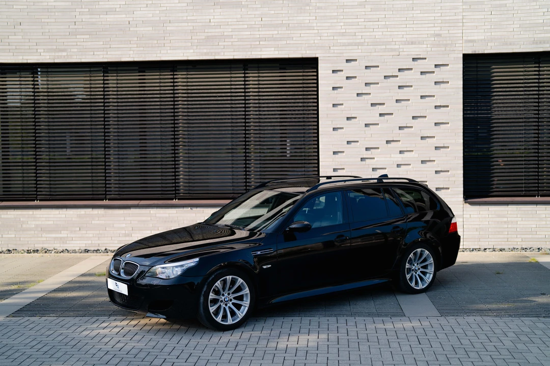 2007 BMW E61 M5 Touring - Image 9 of 31