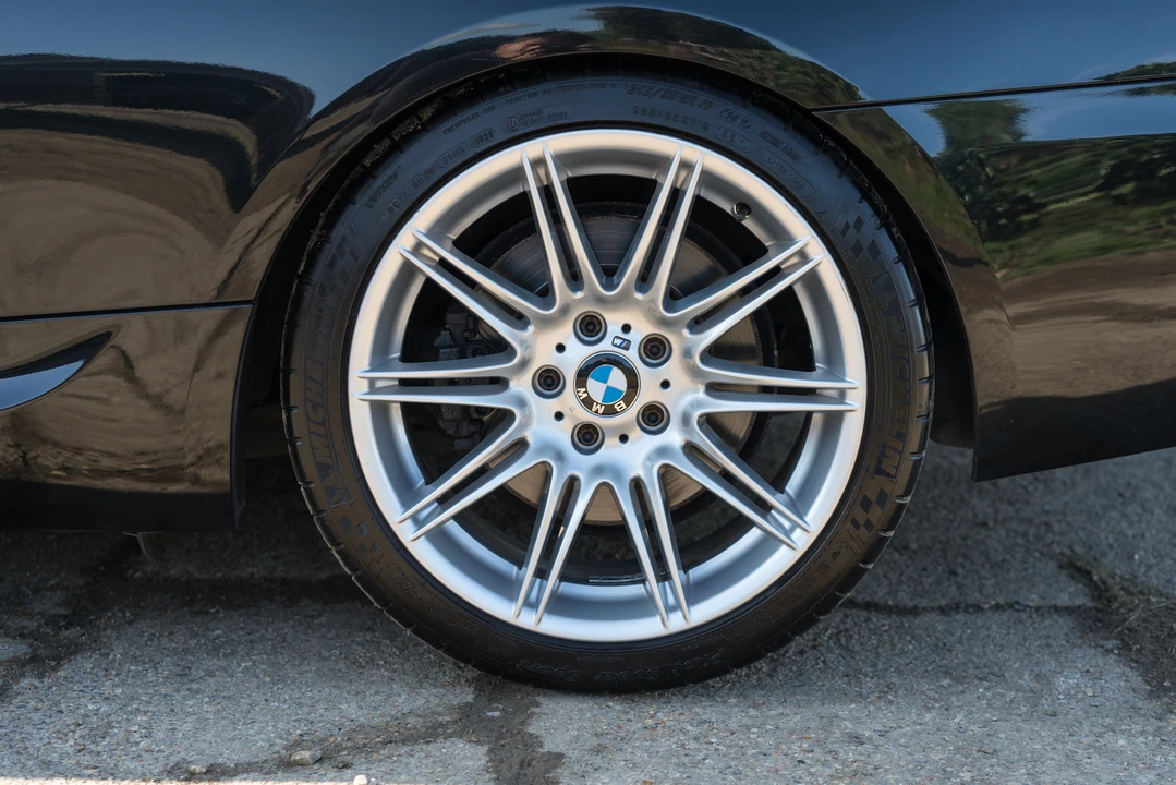 2007 BMW E93 335i Convertible - Image 15 of 31