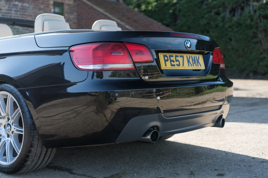 2007 BMW E93 335i Convertible - Image 27 of 31