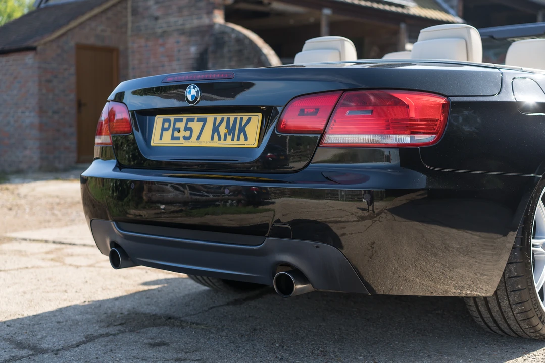 2007 BMW E93 335i Convertible - Image 30 of 31